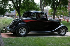 1934_Ford_Hot_Rod-003